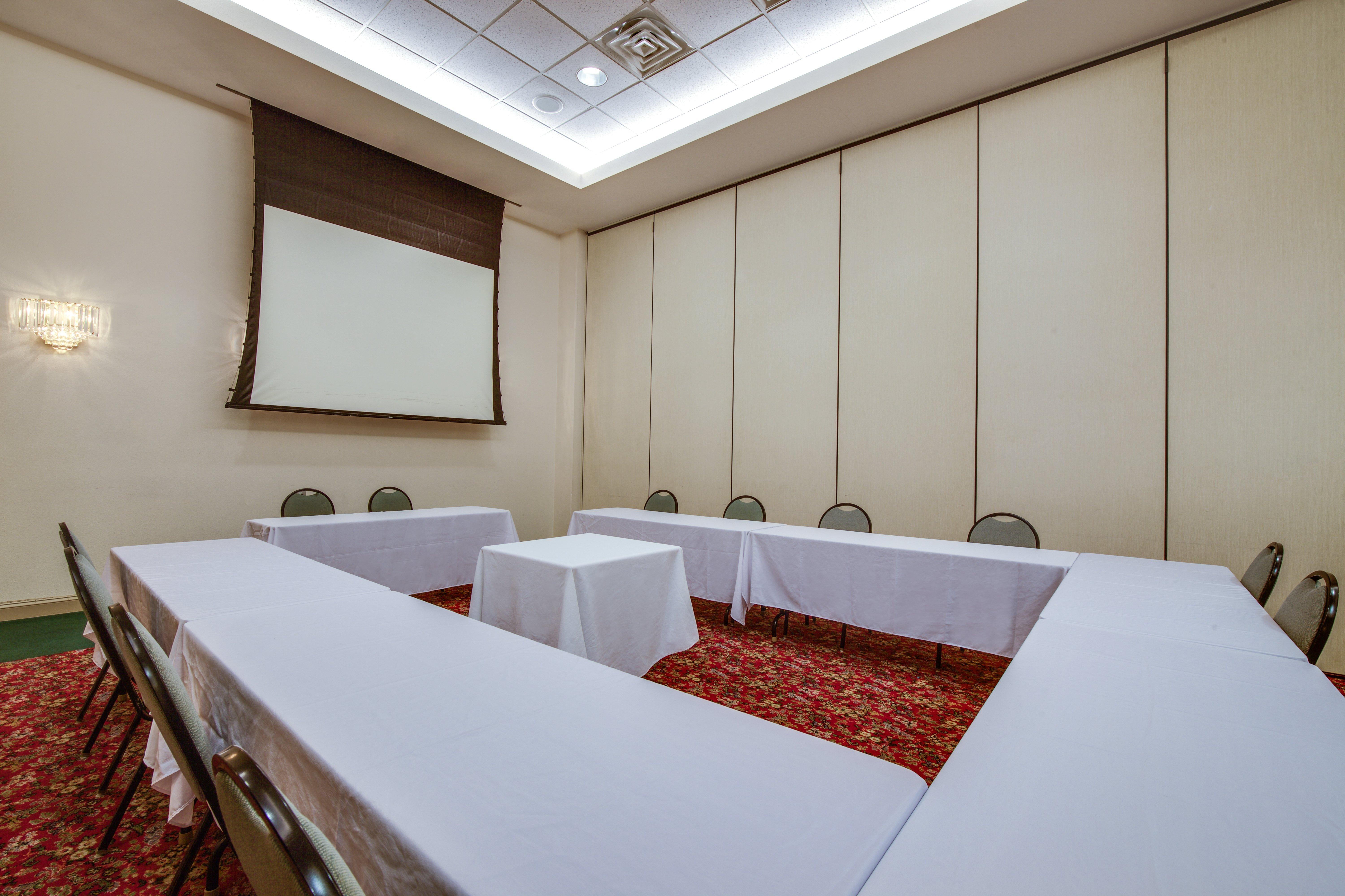 Holiday Inn Express Hotel & Suites Greensboro-East By Ihg Exteriér fotografie