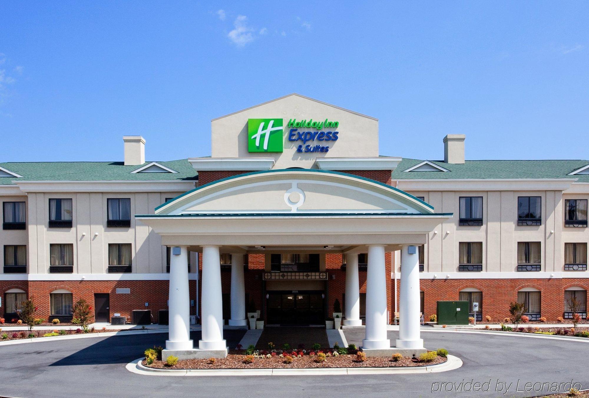 Holiday Inn Express Hotel & Suites Greensboro-East, An Ihg Hotel Exteriér fotografie